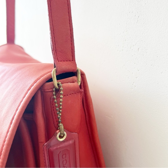 COACH Vintage 1980’s Lightweight Flap Drawstring Bag in Coral Red - RARE - Picture 8 of 16